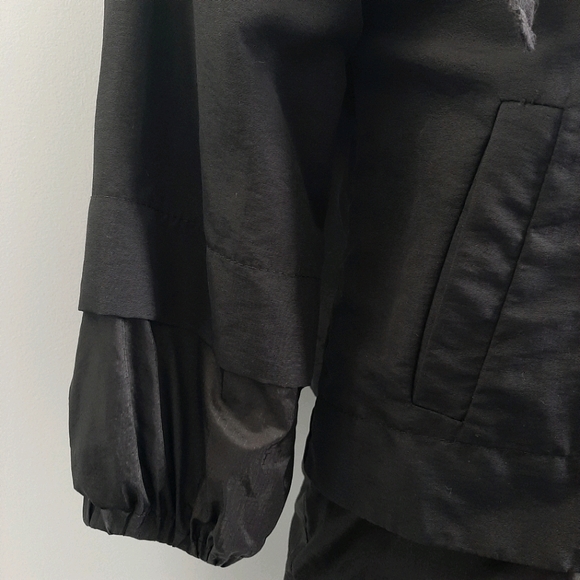 MQUEEN black jacket with bows and hood - Picture 5 of 11